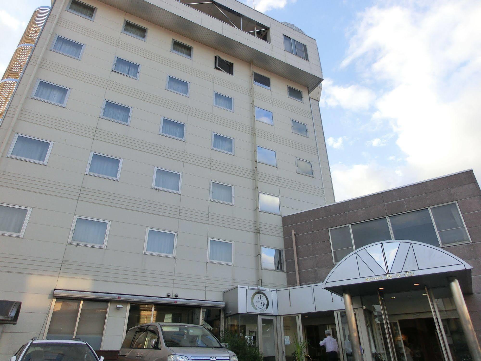 Takayama City Hotel Four Seasons Extérieur photo