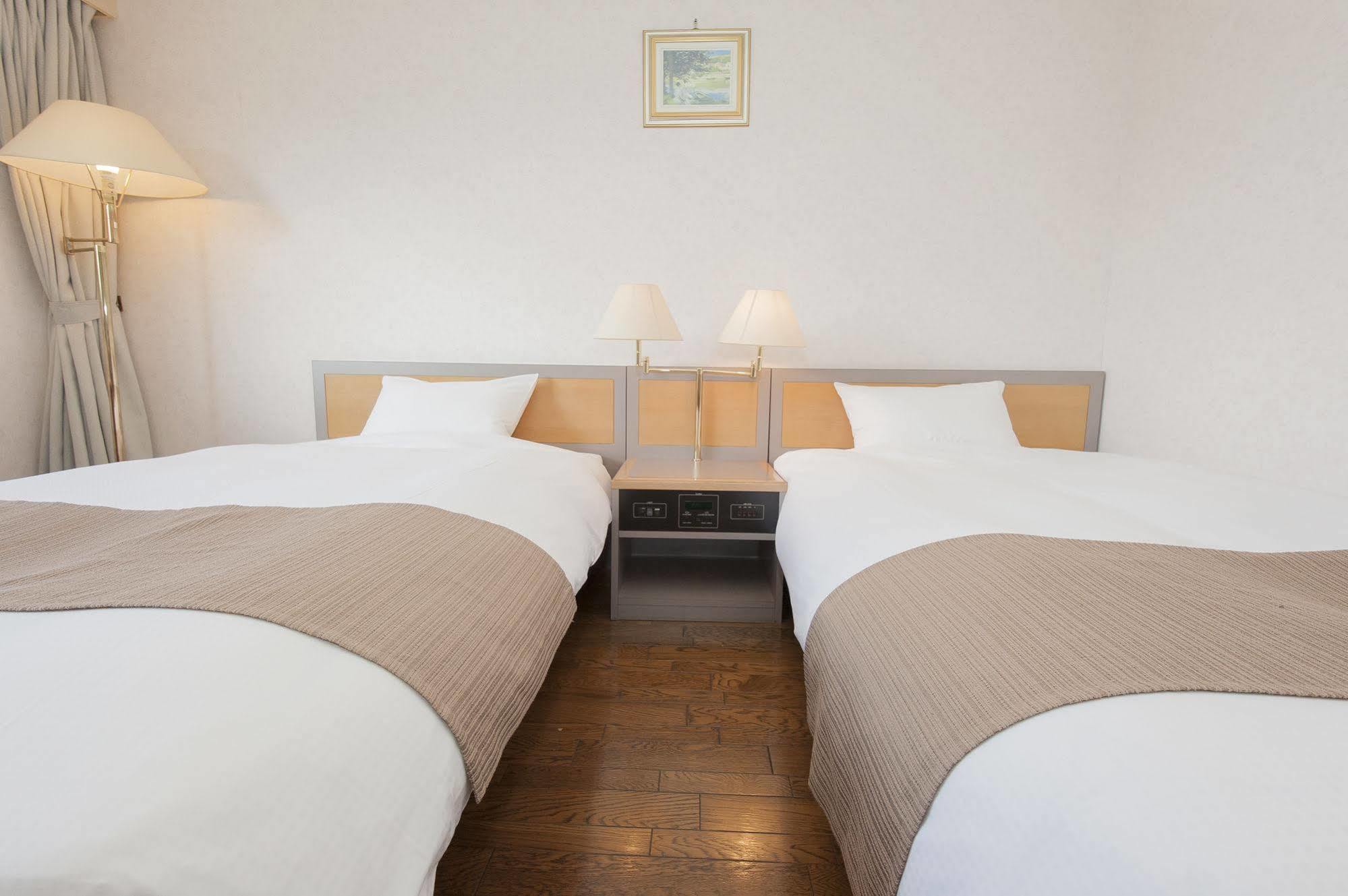 Takayama City Hotel Four Seasons Extérieur photo